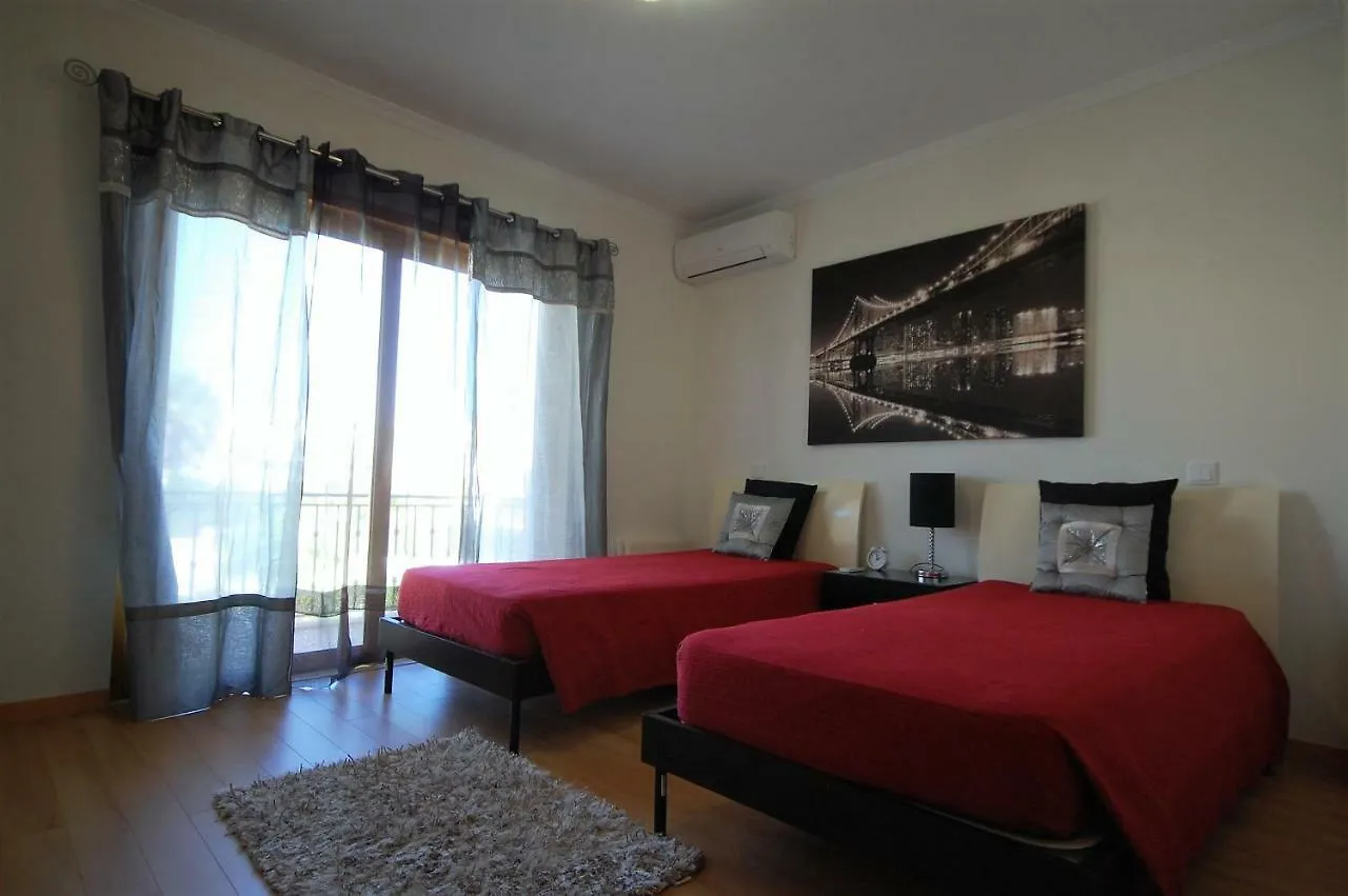 Sao Rafael Beach 300 M - Vila Rosal House Albufeira Holiday home